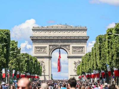 כרטיסים לאטרקציות ו סיורים בפריז